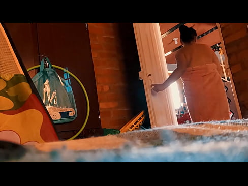 ❤️ Nwanne nna m na-eso m banye na mmiri ịsa ahụ, ọ na-akparị m ka m na-asa ahụ. ❌ Anal porn ﹏